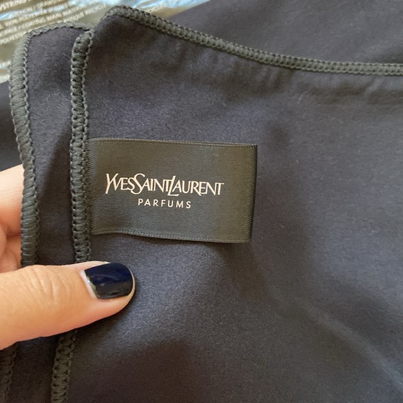 YSL Parfums drawstring pouch and towel myself - Picture 3 of 5